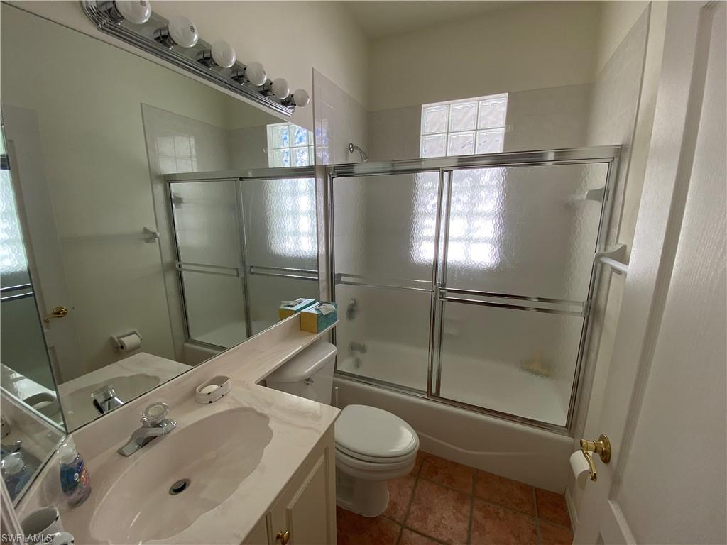 MIRROR LAKES - Residential