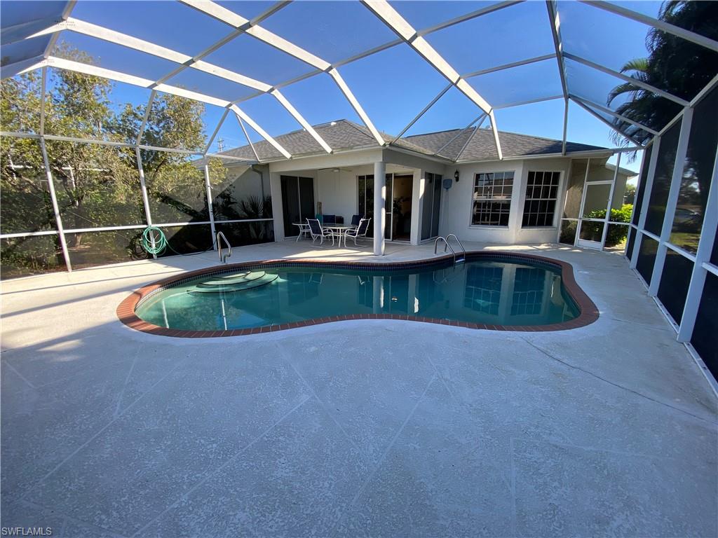 MIRROR LAKES - Residential