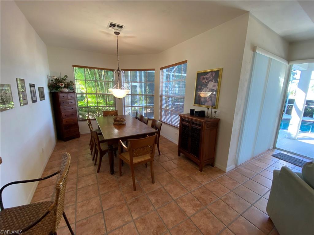 MIRROR LAKES - Residential