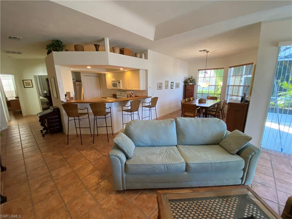 MIRROR LAKES - Residential