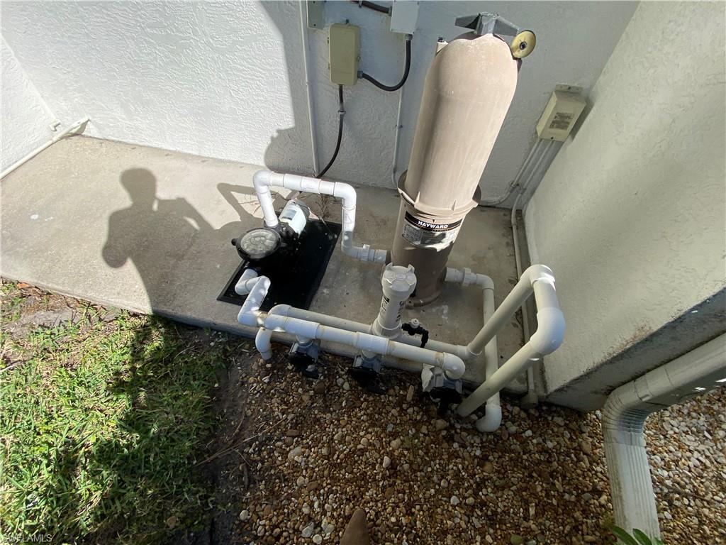 MIRROR LAKES - Residential