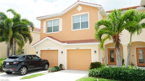 Photo of 8884 Via Isola CT, FORT MYERS, FL 33966 (MLS # 226016520)