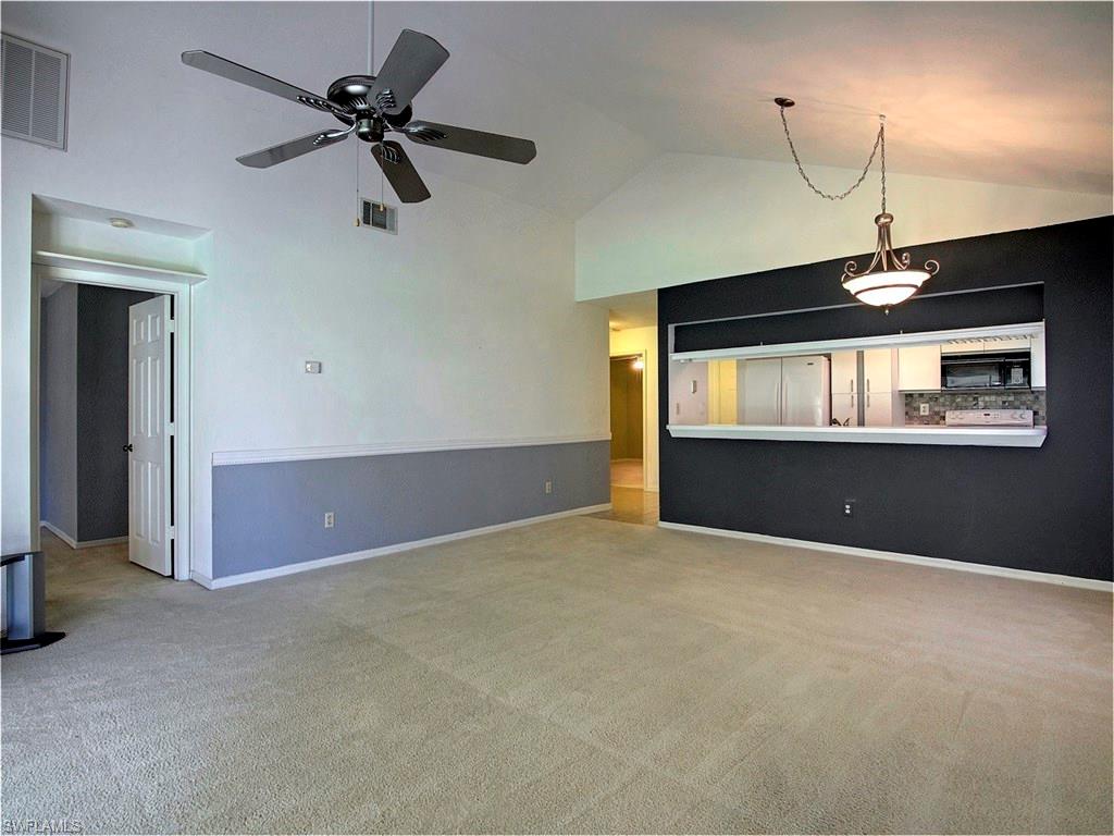 FOUNTAIN LAKES - Residential