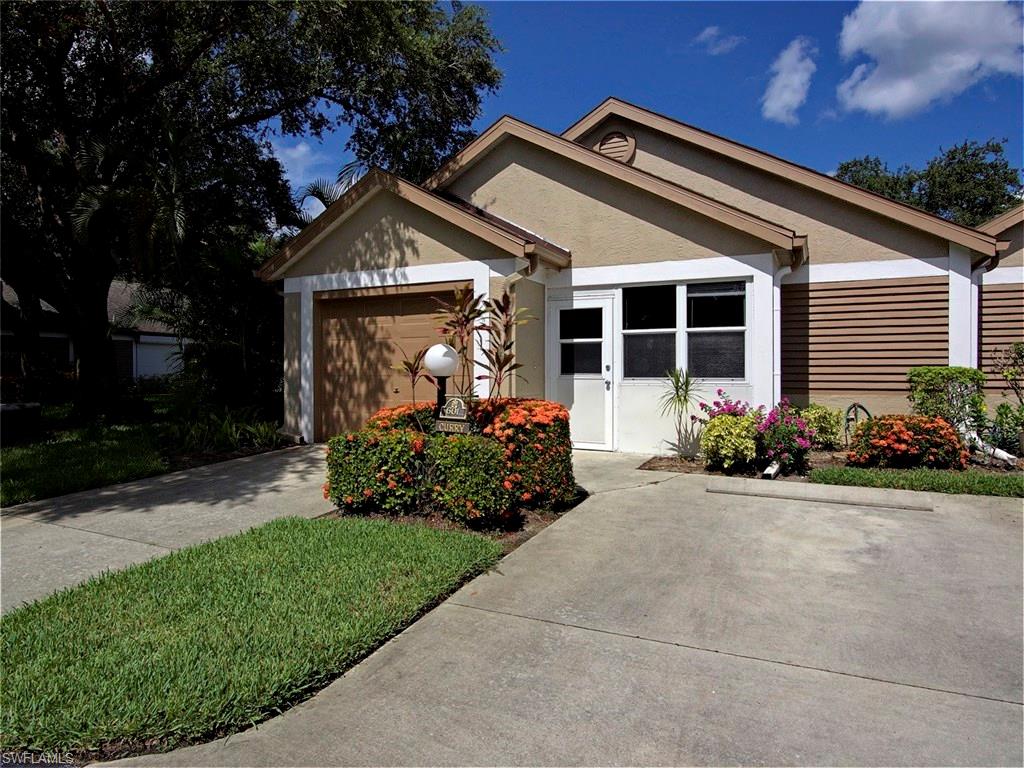 FOUNTAIN LAKES - Residential