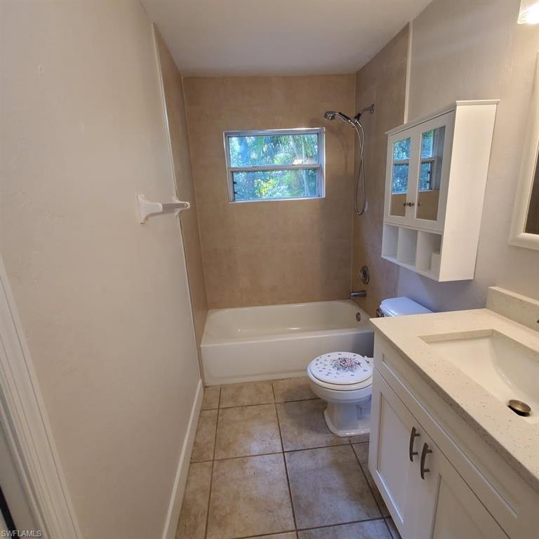 SUNSET HOMES - Residential Lease