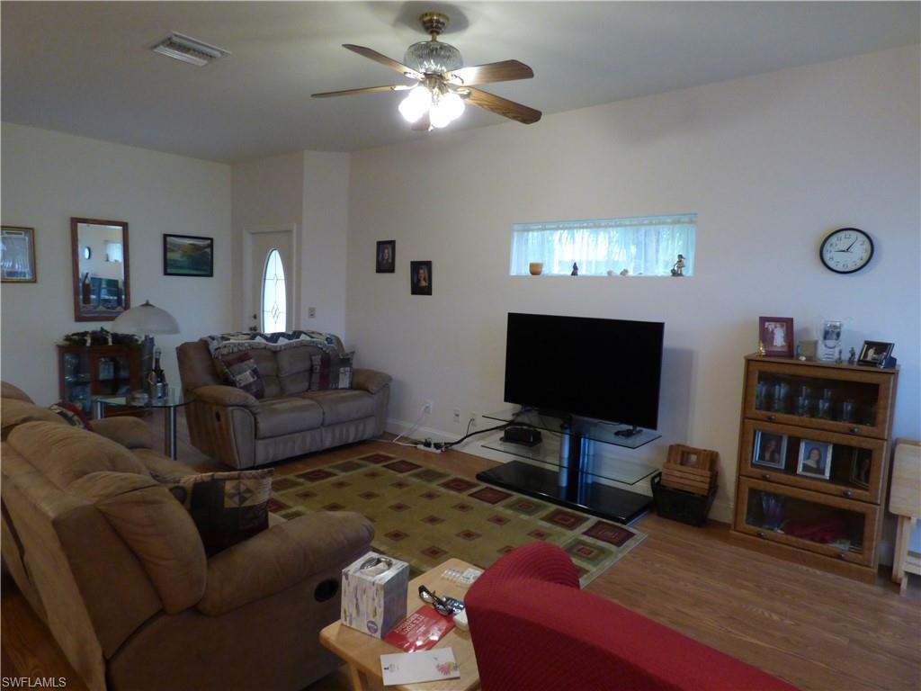 KINGS GREEN - Residential