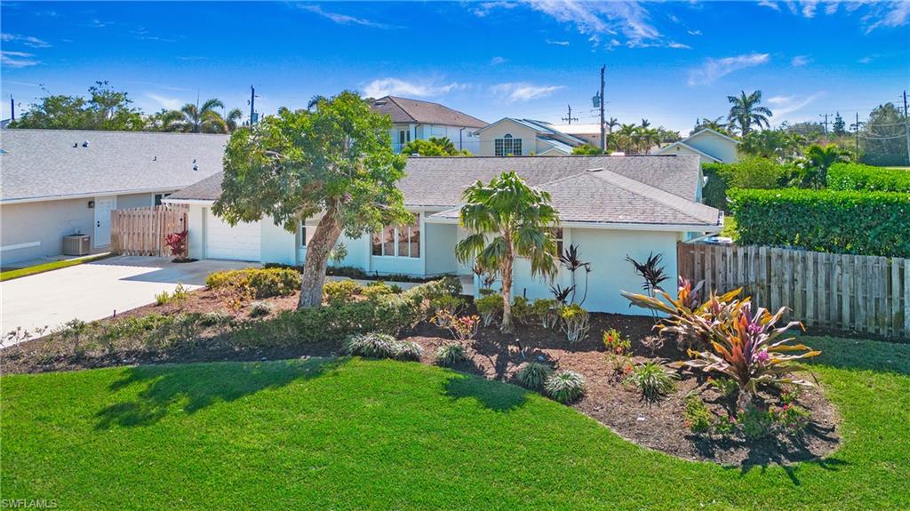 NAPLES PARK - Residential