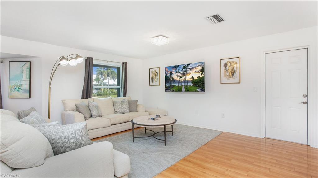 NAPLES PARK - Residential