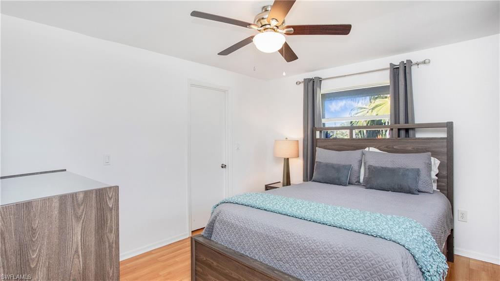 NAPLES PARK - Residential