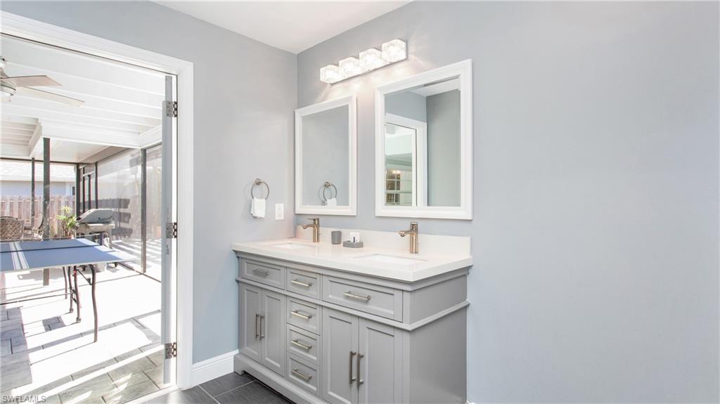 NAPLES PARK - Residential