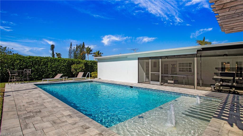 NAPLES PARK - Residential