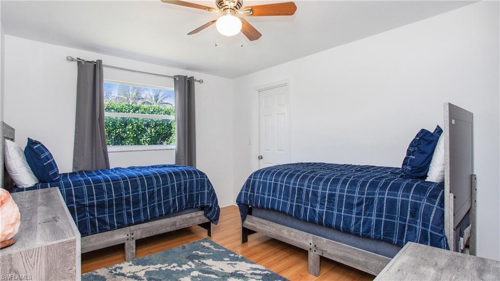 NAPLES PARK - Residential