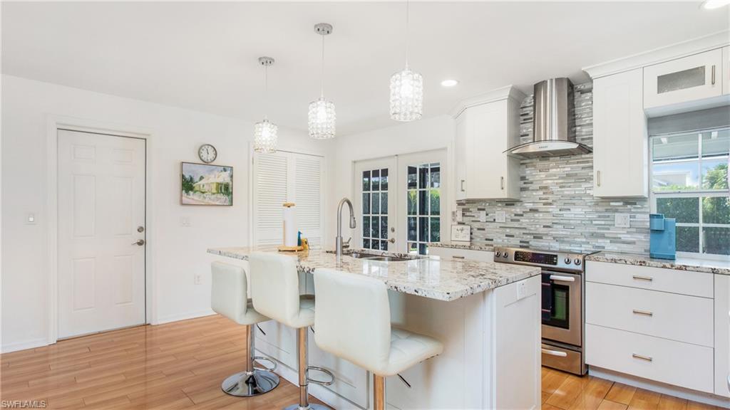 NAPLES PARK - Residential