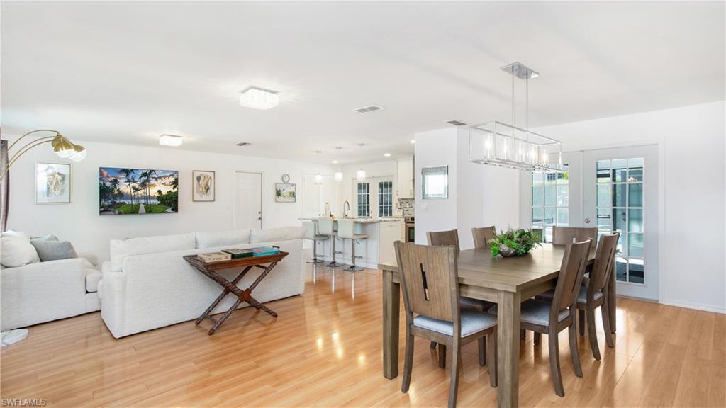 NAPLES PARK - Residential