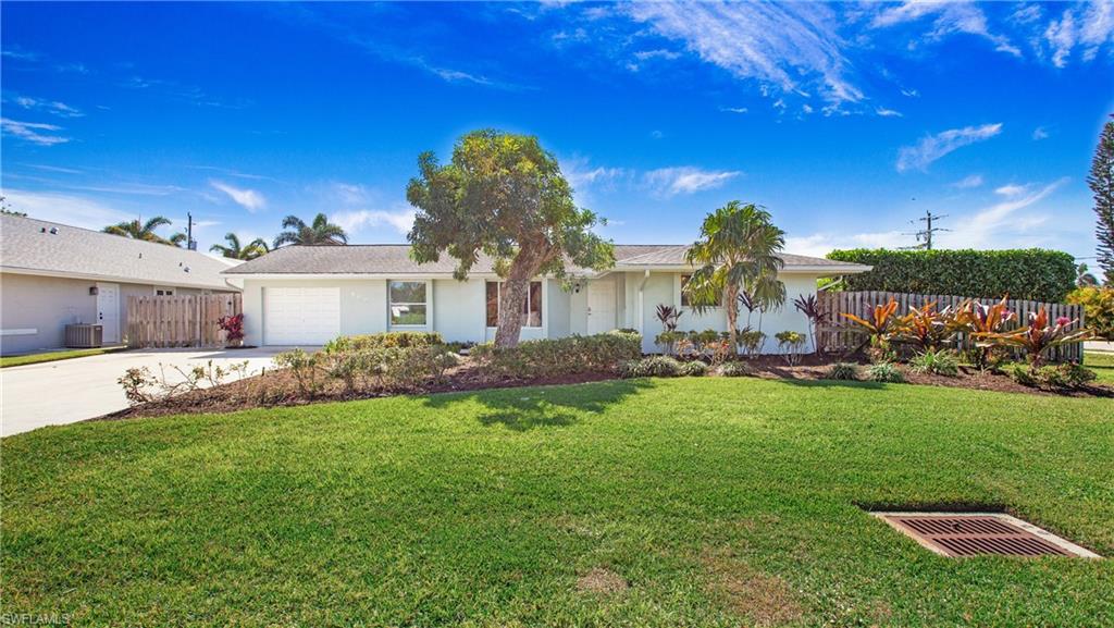 NAPLES PARK - Residential