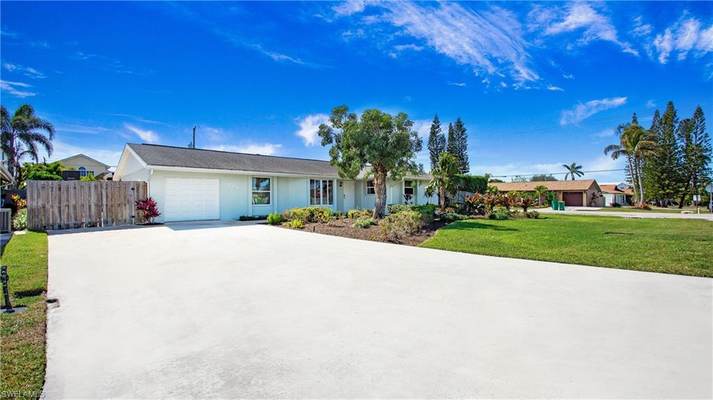 NAPLES PARK - Residential