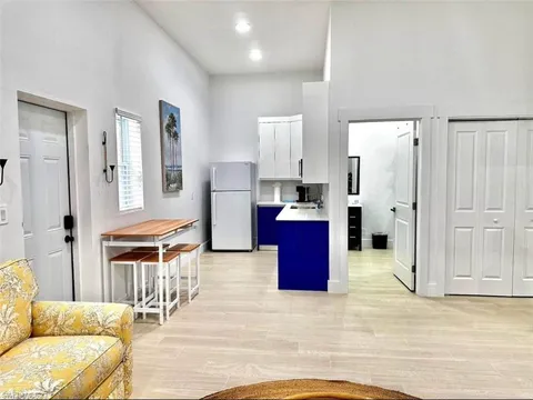 MLS: 225047410