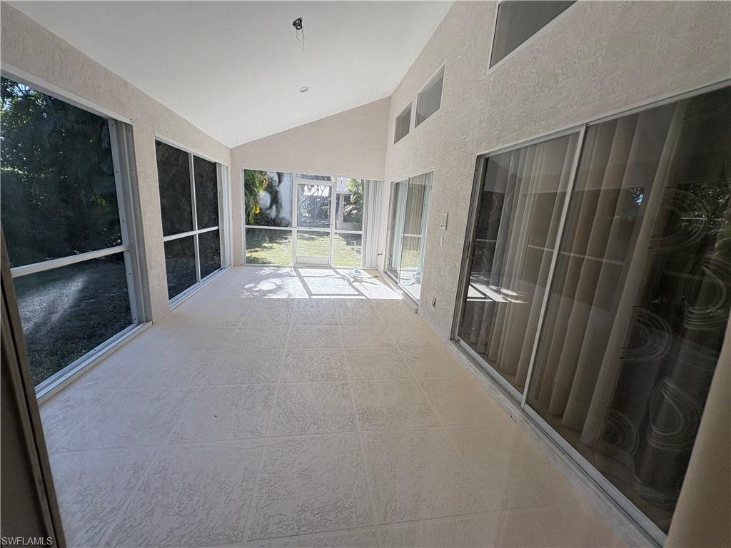 FLAMINGO ESTATES - Residential