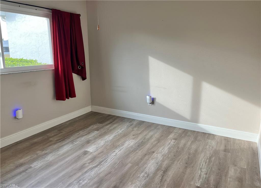 MYERLEE PARK HOMES CONDO - Residential