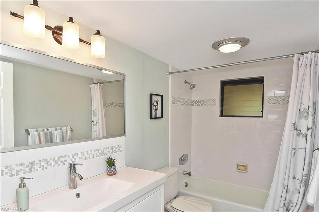 COMMODORE CLUB - Residential