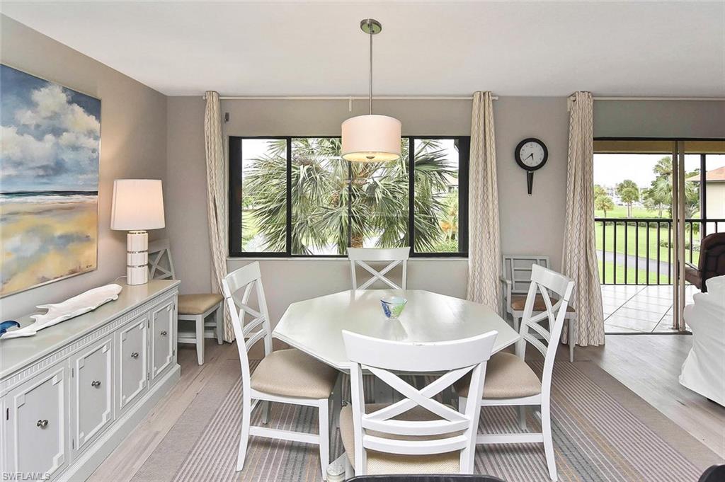 COMMODORE CLUB - Residential