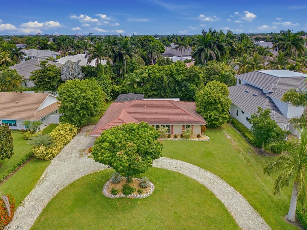 667 Park Shore DR