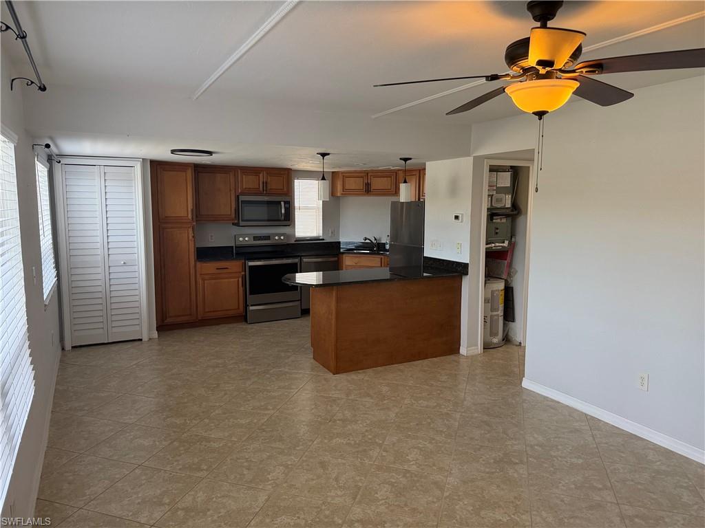 PARKWAY VILLAGE - Residential Lease