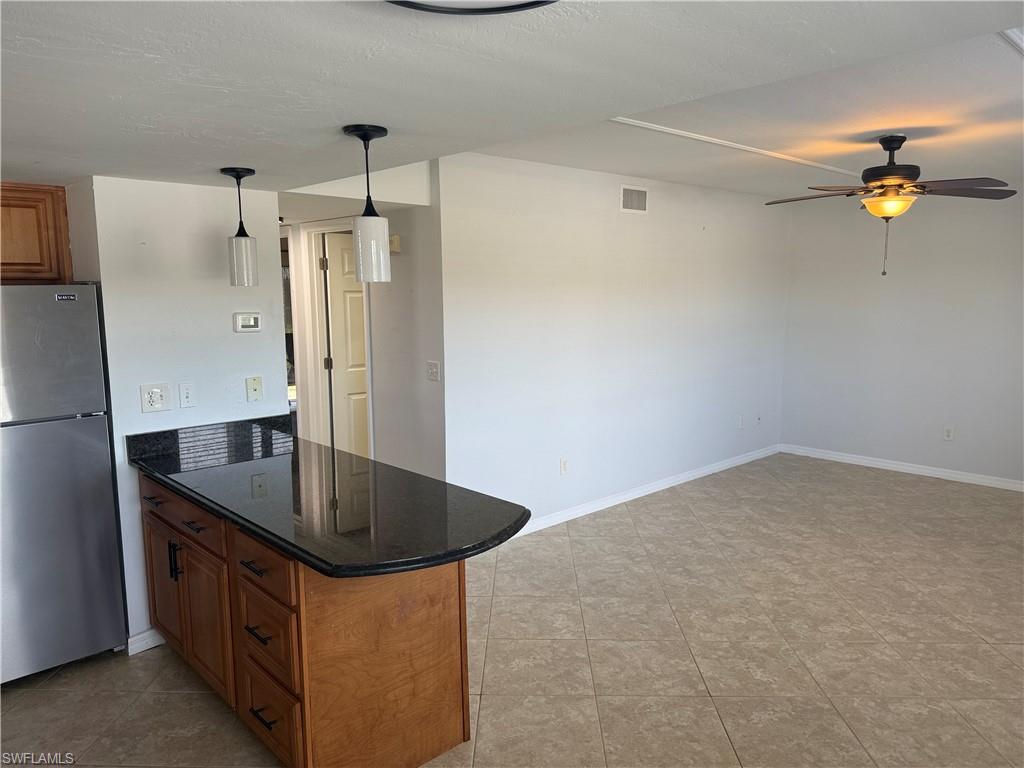 PARKWAY VILLAGE - Residential Lease