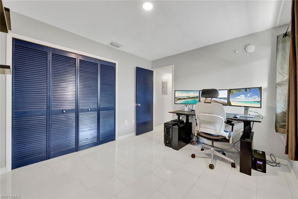 MARK I - Residential