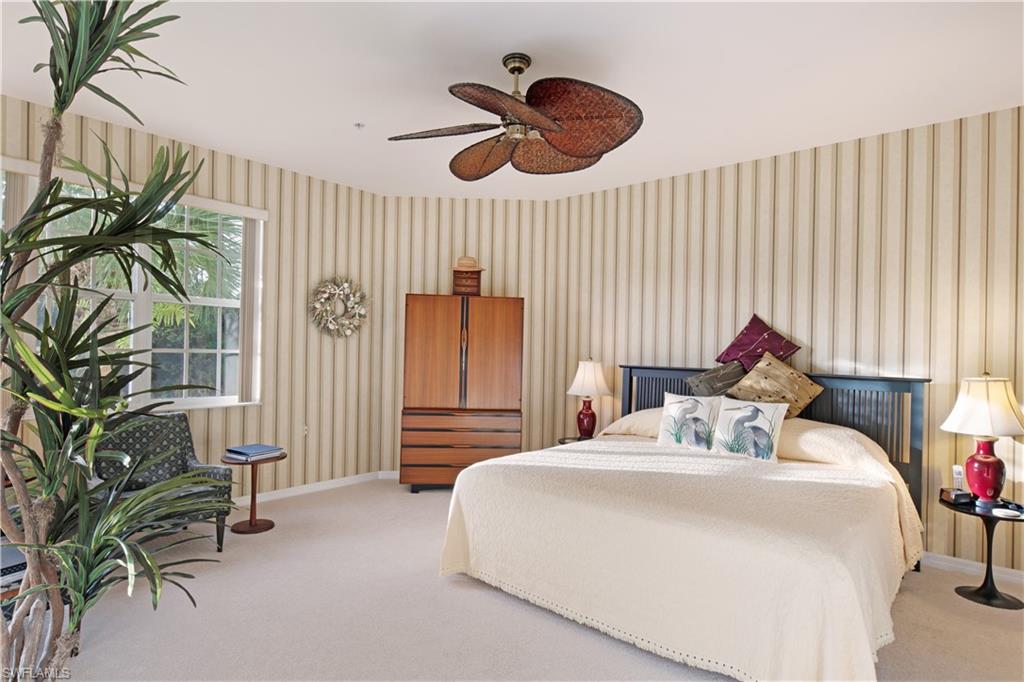 LAKE BARRINGTON - Residential