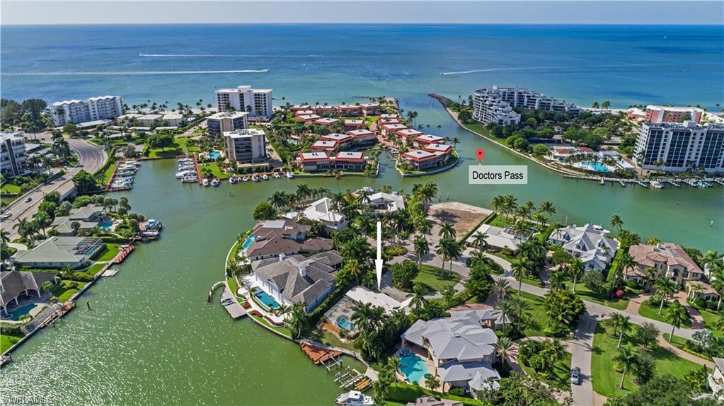 MOORINGS - Residential