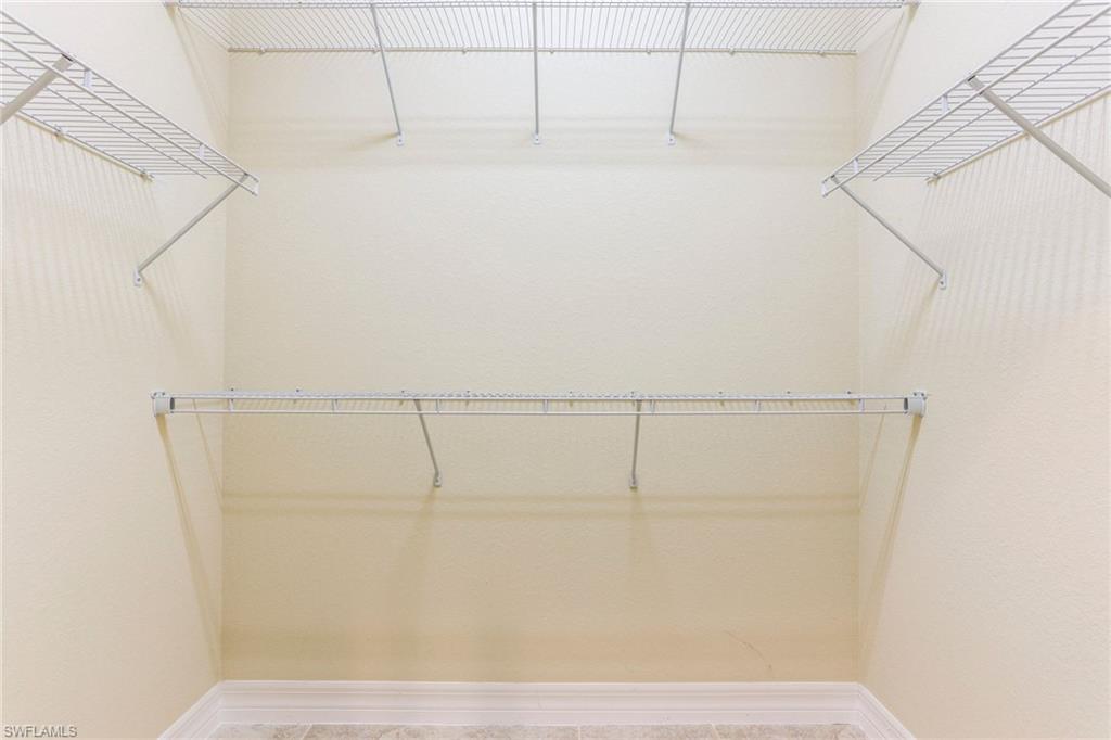 RIVERSTONE - Residential