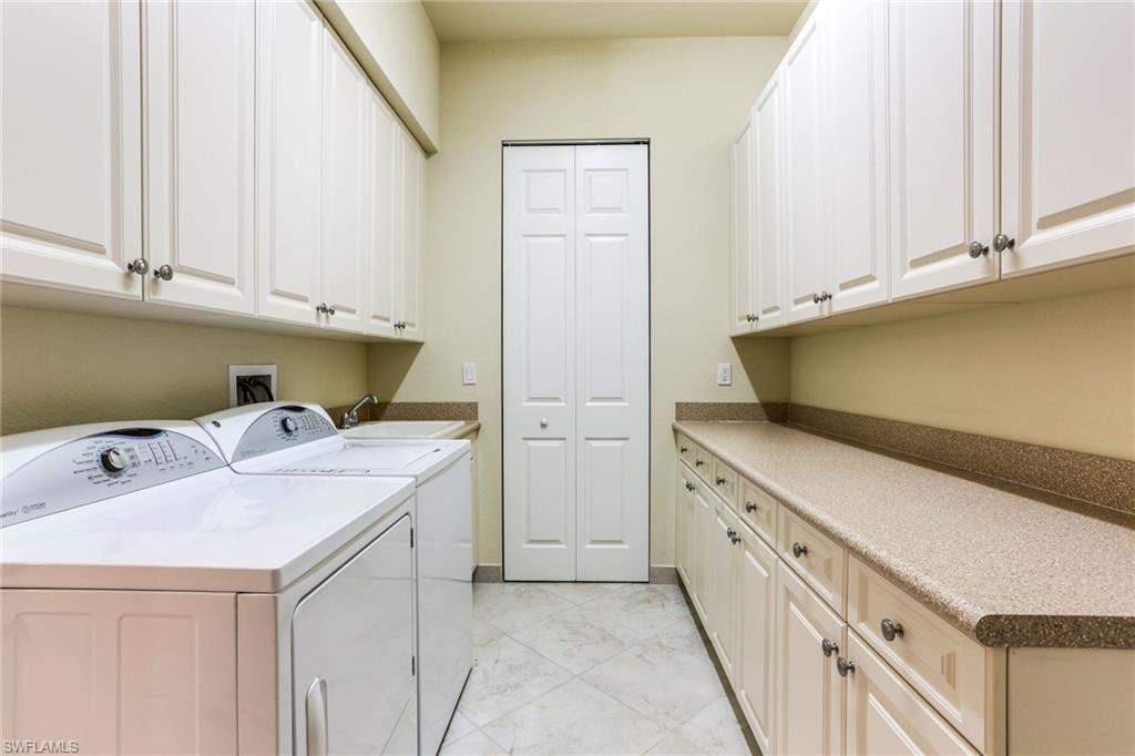 RIVERSTONE - Residential