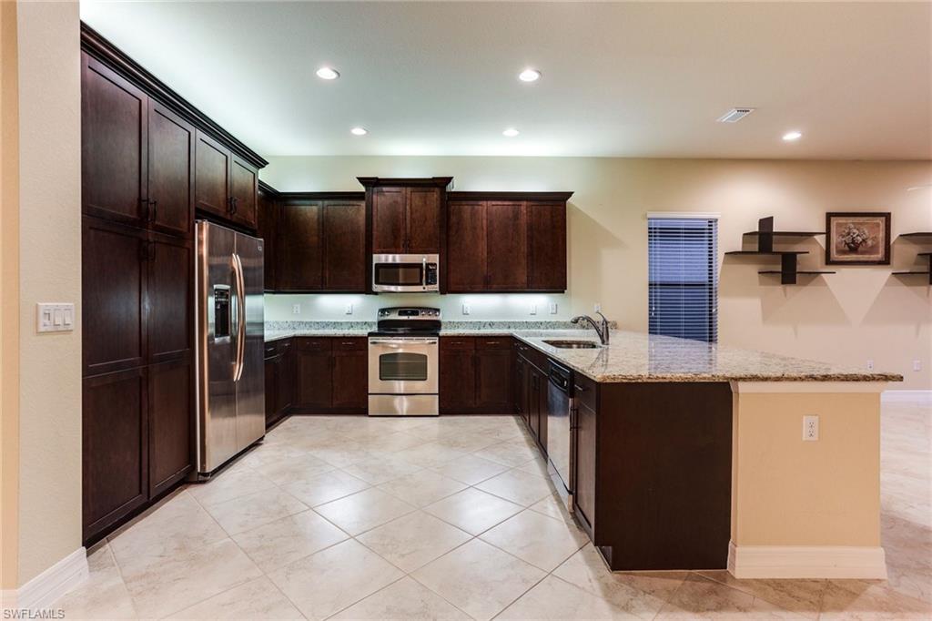 RIVERSTONE - Residential