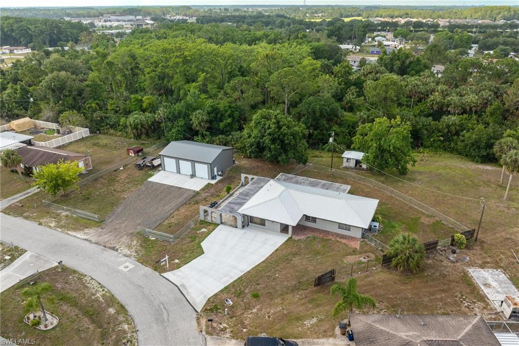 FORT MYERS SHORES - Residential