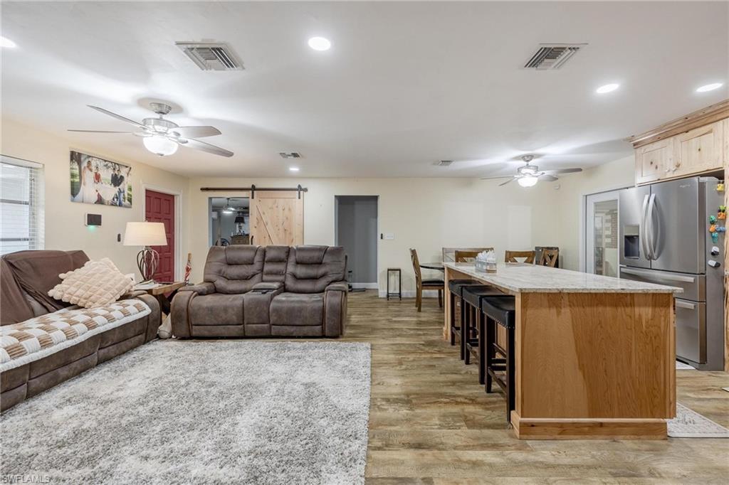 FORT MYERS SHORES - Residential