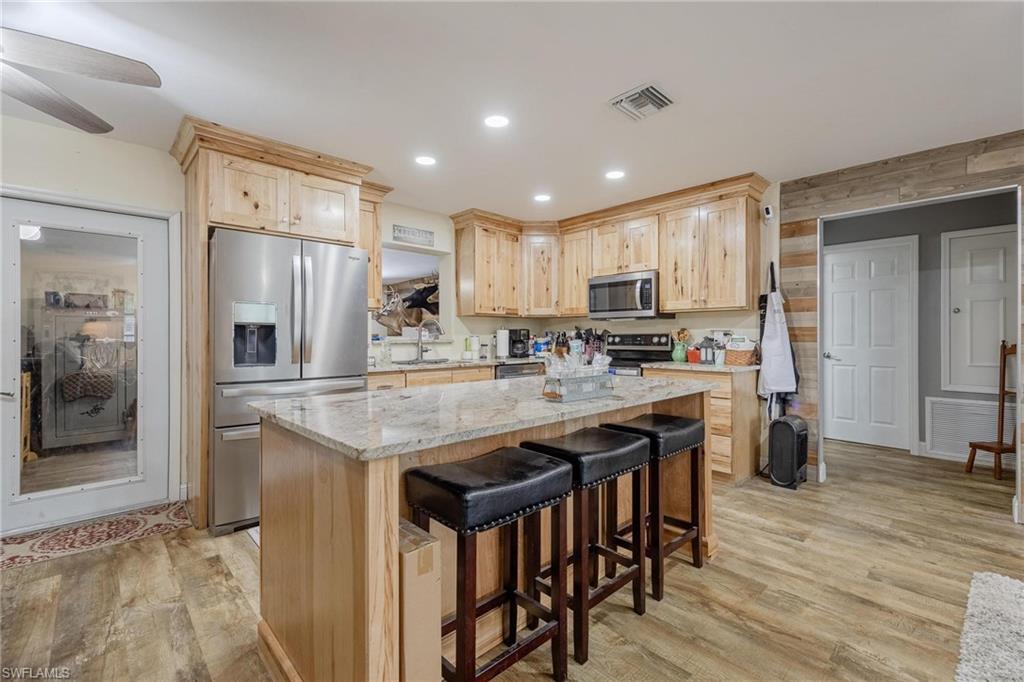 FORT MYERS SHORES - Residential