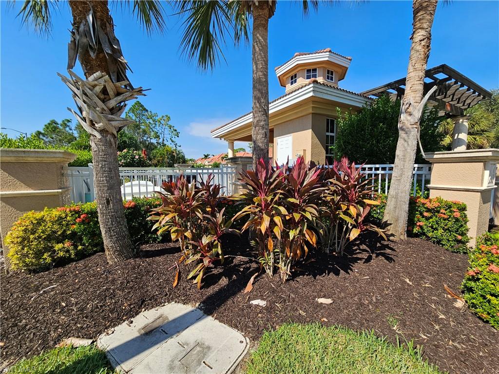 BELL TOWER PARK - Residential