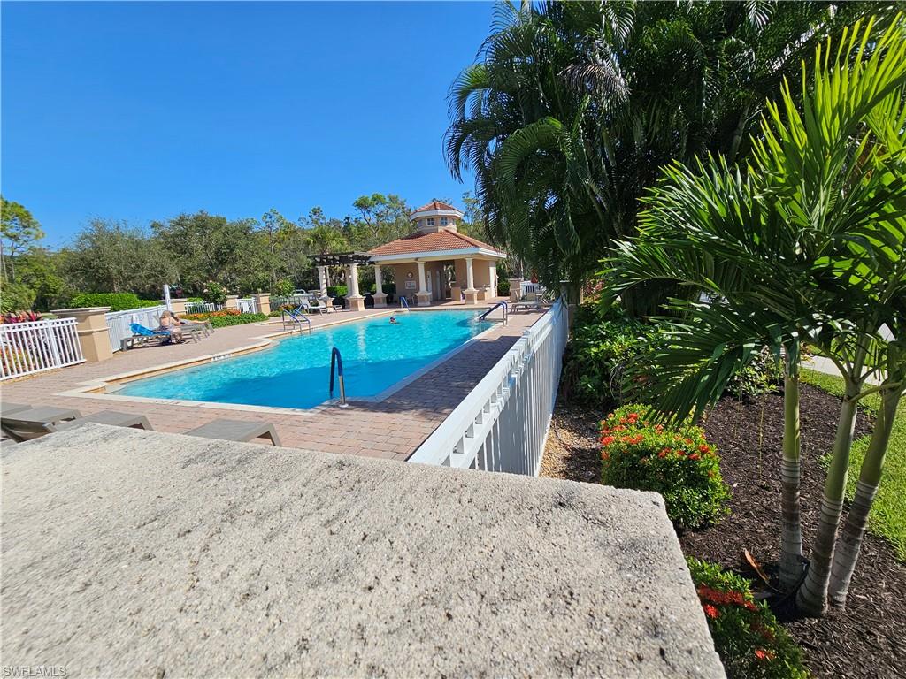 BELL TOWER PARK - Residential