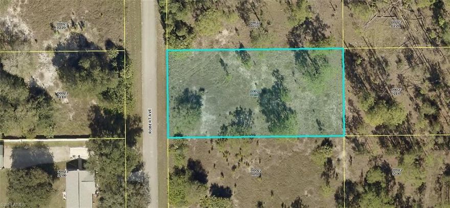 Seller financing with 20% down. Beautiful Half Acre lot side by side with 1314 Robert Ave making a full acre if purchased together. take advantage of this amazing lot in a well-established neighborhood and build your dream home.