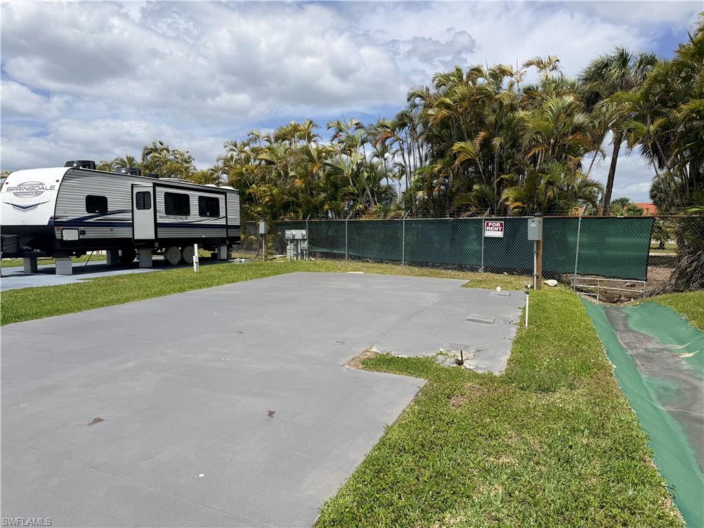 PALMETTO PALMS R V - Land