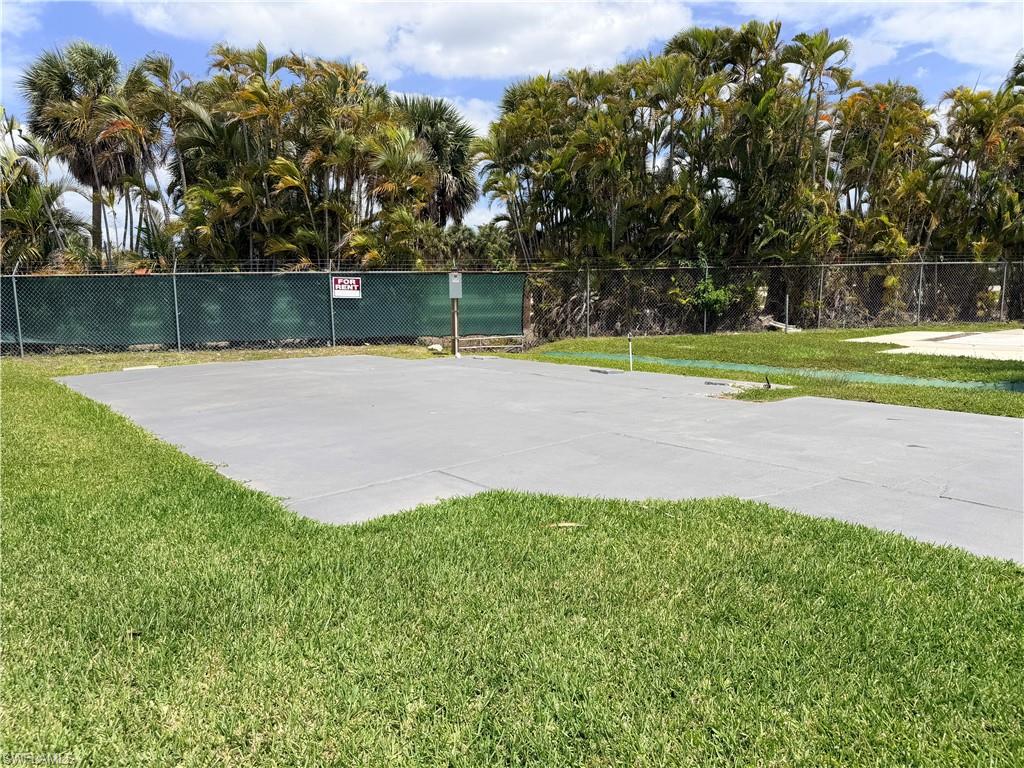 PALMETTO PALMS R V - Land