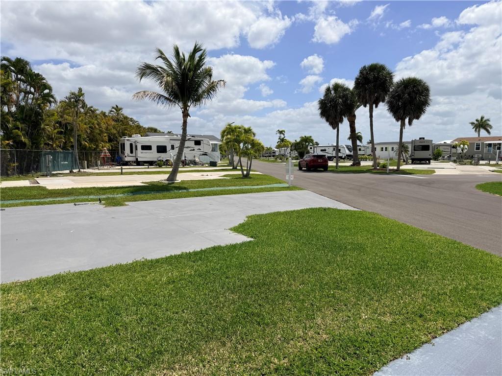 PALMETTO PALMS R V - Land