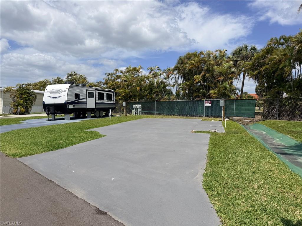 PALMETTO PALMS R V - Land