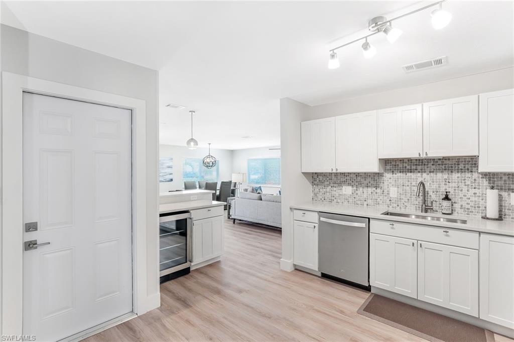 NAPLES PARK - Residential