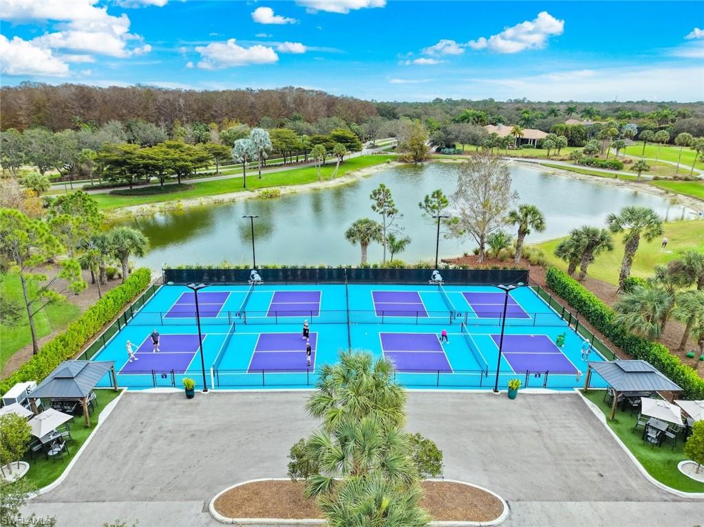 HOLLYBROOK - Residential