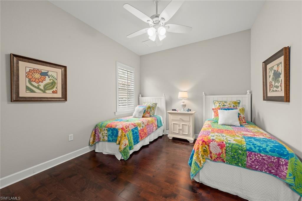 HOLLYBROOK - Residential