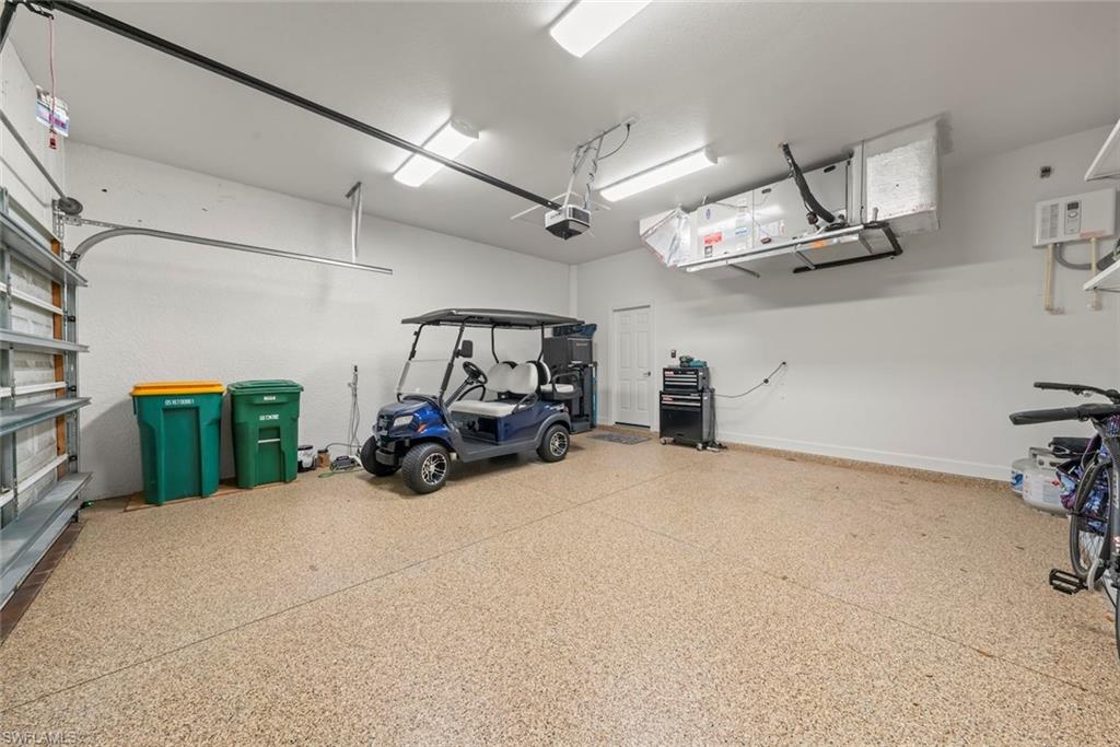 HOLLYBROOK - Residential