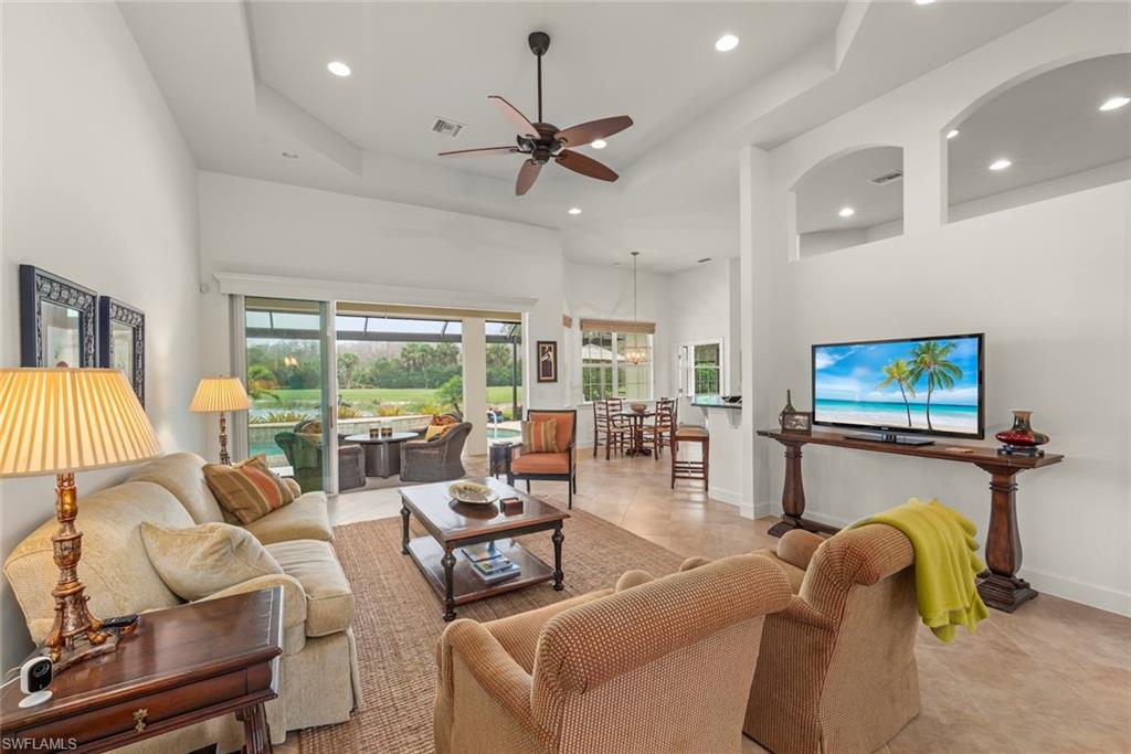 HOLLYBROOK - Residential