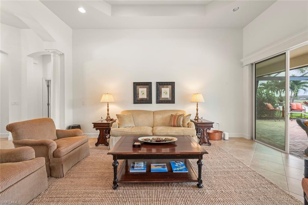 HOLLYBROOK - Residential